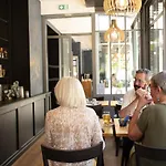 Logis Restaurant De France מלון Saint-Geniez-dʼOlt