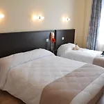 Logis Restaurant De France מלון