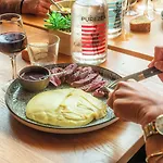 מלון Logis Restaurant De France 3*