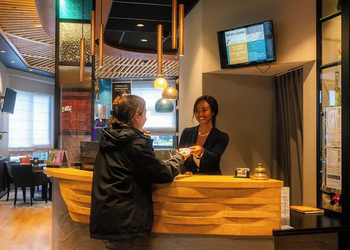 Logis Restaurant De France 3* Saint-Geniez-dʼOlt