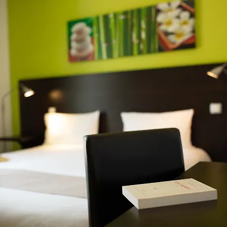 Logis Hotel Restaurant De France 3* Saint-Geniez-d'Olt