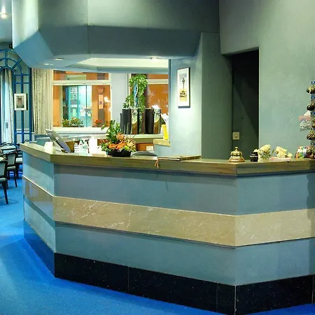 Logis Restaurant De France Hotel