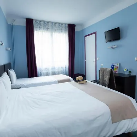 Logis Restaurant De France 3* Saint-Geniez-dʼOlt